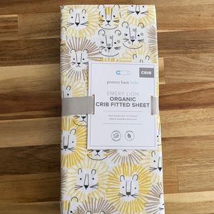Pottery Barn NWT Emery Lion Organic Crib Fitted Sheet